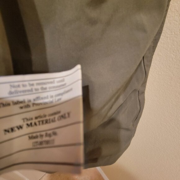 Abercrombie & Fitch Long Puffer Jacket - Picture 15 of 16